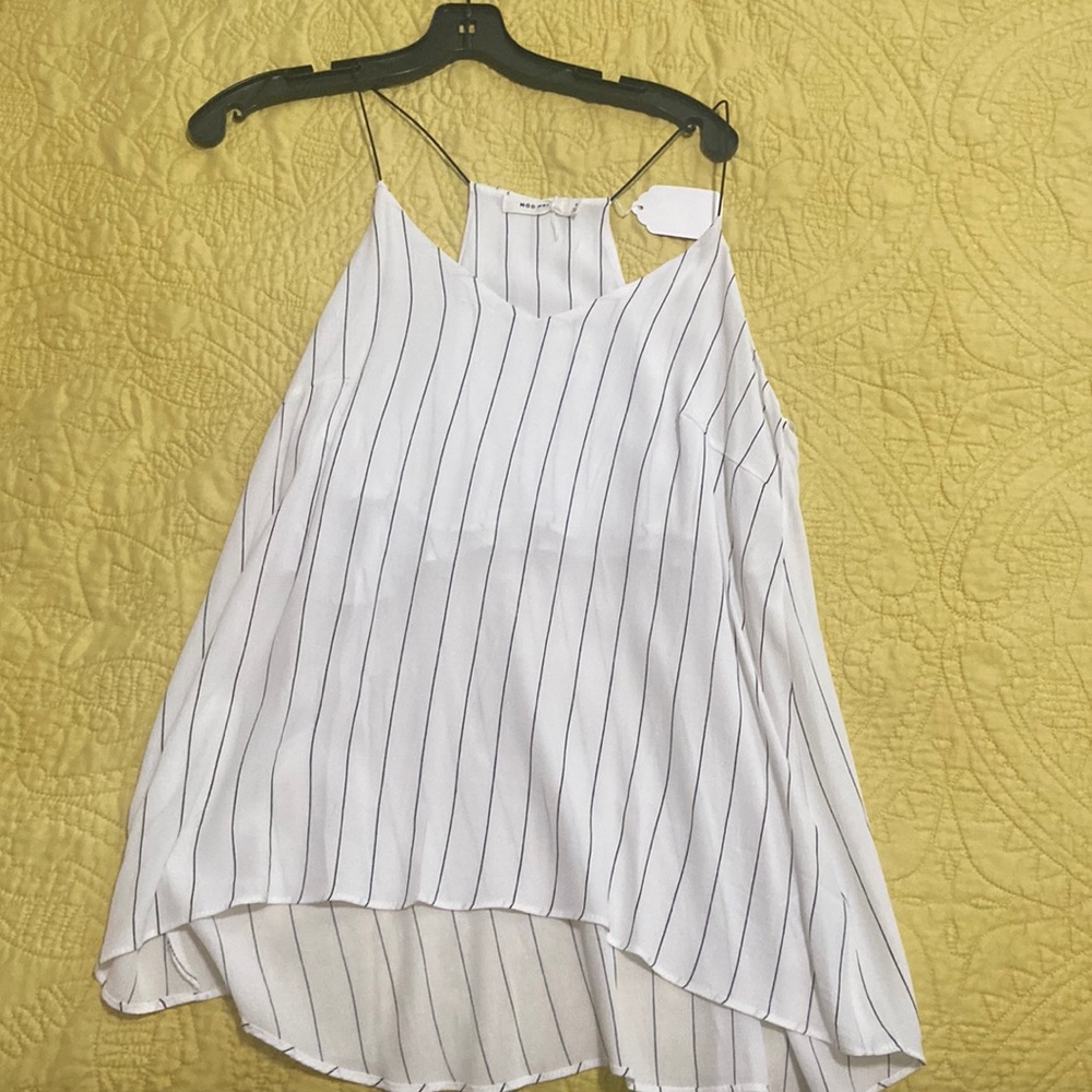 White flowly, light weight tank (racerback) Long , NWT Size S